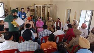 ‘ਲੋਕ ਮਿਲਣੀ’ ਦੇ ਪ੍ਰਬੰਧਾਂ ਨੂੰ ਲੈ ਕੇ ਵਿਧਾਇਕਾ ਮਾਨ ਵੱਲੋਂ ਮੀਟਿੰਗ