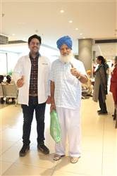 ਗੋਡੇ ਦੀ ਸਰਜਰੀ ਤੋਂ ਬਾਅਦ ਬਿਨਾਂ ਸੋਟੀ ਦੇ ਚੱਲਣ ਲੱਗਾ ਮਰੀਜ਼