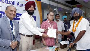 ਮਨਮੋਹਣ ਸਿੰਘ ਪੰਜਾਬ ਫੁੱਟਬਾਲ ਐਸੋਸੀਏਸ਼ਨ ਦੇ ਨਿਰਵਿਰੋਧ ਜੁਆਇੰਟ ਸਕੱਤਰ ਚੁਣੇ ਗਏ