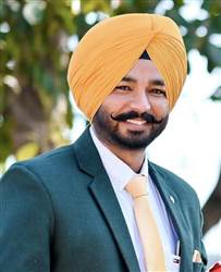 ਤਿਉਹਾਰਾਂ ਦੇ ਮੱਦੇਨਜ਼ਰ ਰੰਗ-ਬਿਰੰਗੀਆਂ ਮਿਠਾਈਆਂ ਤੋਂ ਸੁਚੇਤ ਰਹਿਣ ਦੀ ਲੋੜ