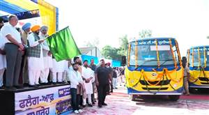 ਮੁੱਖ ਮੰਤਰੀ ਵੱਲੋਂ ਪੰਜਾਬ ਵਾਸੀਆਂ ਨੂੰ 100 ਮਿੰਨੀ ਬੱਸਾਂ ਦਾ ਤੋਹਫ਼ਾ, PRTC ਦੇ 9 ਡਿਪੂਆਂ ਤੋਂ ਸ਼ੁਰੂ ਹੋਣਗੀਆਂ ਸੇਵਾਵਾਂ