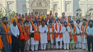 ਪਾਕਿਸਤਾਨੀ ਸਿੱਖਾਂ ਦਾ 49 ਮੈਂਬਰੀ ਜਥਾ ਪਹੁੰਚਿਆ ਸ੍ਰੀ ਅਨੰਦਪੁਰ ਸਾਹਿਬ, ਤਖ਼ਤ ਕੇਸਗੜ੍ਹ ਸਾਹਿਬ ਵਿਖੇ ਟੇਕਿਆ ਮੱਥਾ