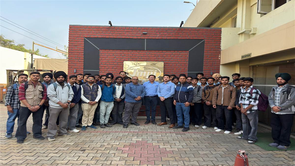 ਮੇਹਰ ਚੰਦ ਕਾਲਜ ਦੇ ਵਿਦਿਆਰਥੀਆਂ ਵੱਲੋਂ ਉਦਯੋਗਿਕ ਦੌਰਾ
