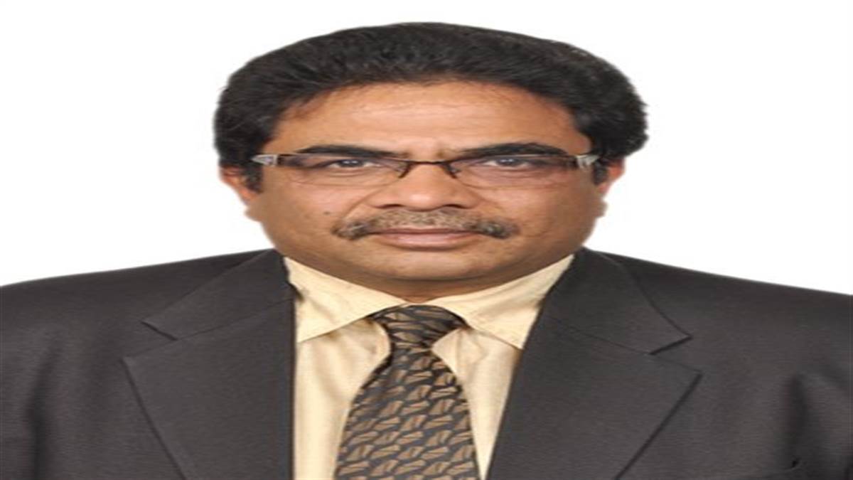 ਹਾਈਵੇ ’ਤੇ ਖੜ੍ਹੇ ਵਾਹਨ ਦੇ ਰਹੇ ਨੇ ਹਾਦਸਿਆਂ ਨੂੰ ਸੱਦਾ, ਜਾਨ ਦਾ ਖੌਅ ਬਣੀ ਧੁੰਦ