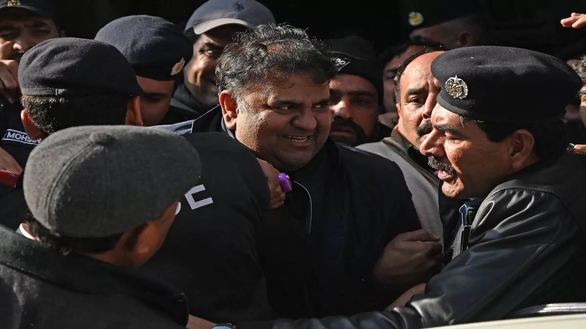 Pakistan Former minister Fawad Chaudhary will spend 14 days in jail accused of inciting violence against the constitutional body