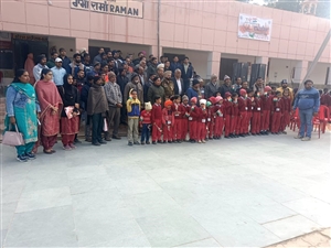 26 ਜਨਵਰੀ ’ਤੇ ਰੇਲਵੇ ਸਟਾਫ਼ ਨੂੰ ਸਨਮਾਨ ਚਿੰਨ੍ਹ ਭੇਟ