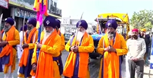 ਪ੍ਰਕਾਸ਼ ਦਿਹਾੜੇ ਮੌਕੇ ਸਜਾਇਆ ਵਿਸ਼ਾਲ ਨਗਰ ਕੀਰਤਨ