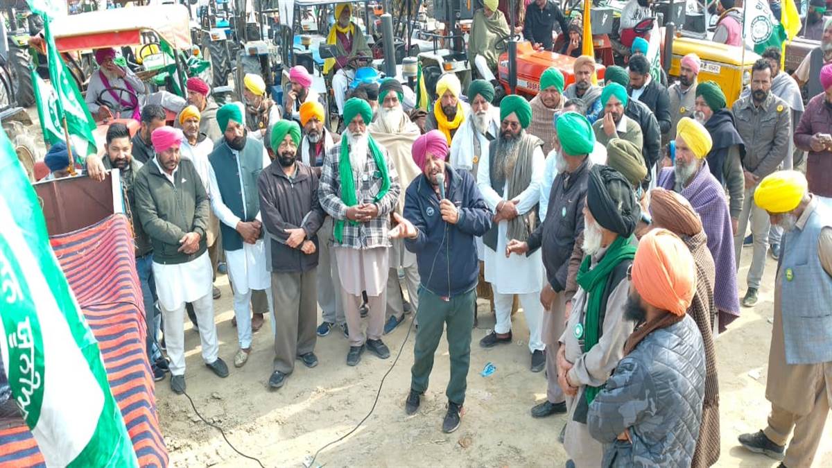 ਸੰਯੁਕਤ ਕਿਸਾਨ ਮੋਰਚਾ ਦੀ ਅਗਵਾਈ ਹੇਠ ਕੱਢਿਆ ਟਰੈਕਟਰ ਮਾਰਚ