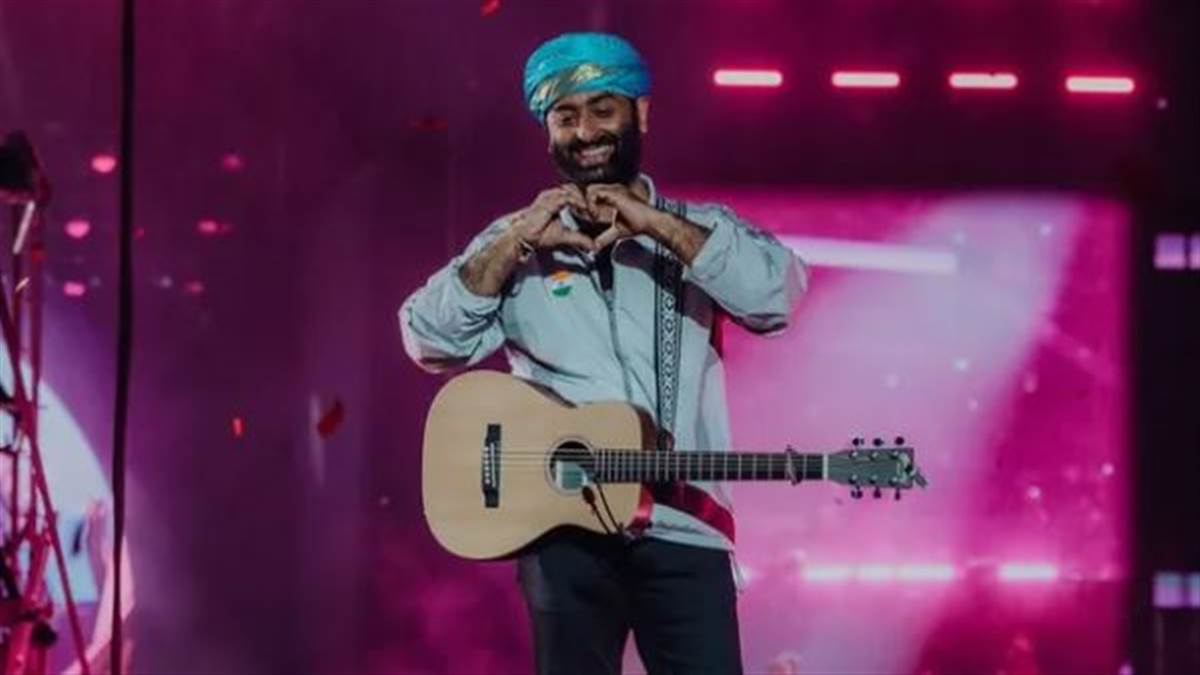Arijit Singh ਨੇ ਗਾਇਕੀ ਤੋਂ ਲਿਆ ਸੰਨਿਆਸ, 15 ਸਾਲ ਦੇ ਕਰੀਅਰ 'ਤੇ ਲਾਇਆ ਫੁੱਲ ਸਟਾਪ