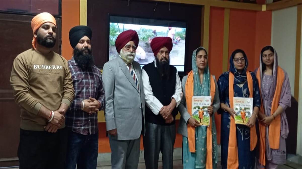 ਇਨੋਸੈਂਟ ਹਾਰਟਸ ਗਰੁੱਪ ਆਫ ਇੰਸਟੀਚਿਊਸ਼ਨਜ਼ ਦੇ ਬੱਚਿਆਂ ਵੱਲੋਂ ਪਵਿੱਤਰ ਵੇਈਂ ਦਾ ਦੌਰਾ
