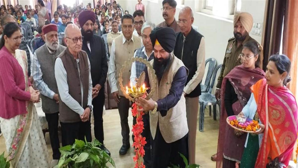 ਸ੍ਰੀ ਗੁਰੂ ਤੇਗ ਬਹਾਦਰ ਜੀ ਦੇ 350ਵੇਂ ਸ਼ਹੀਦੀ ਦਿਹਾੜੇ ਨੂੰ ਸਮਰਪਿਤ ਸਮਾਗਮ ਕਰਵਾਇਆ