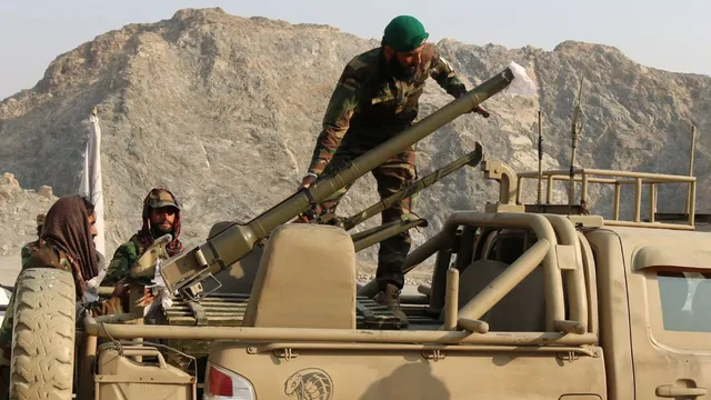 ਪਾਕਿਸਤਾਨ ਤੇ ਅਫ਼ਗਾਨਿਸਤਾਨ ਵਿਚਾਲੇ 'ਖੁੱਲ੍ਹੀ ਜੰਗ', ਇਸਲਾਮਾਬਾਦ ਨੇੜੇ ਮਿਲਟਰੀ ਕੈਂਪ 'ਤੇ ਬੰਬਾਰੀ; ਤਾਲਿਬਾਨ ਦਾ ਦਾਅਵਾ