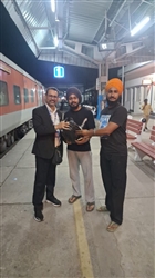 ਟਿਕਟ ਚੈਕਿੰਗ ਸਟਾਫ ਨੇ ਮੁਸਾਫਰ ਦਾ ਗੁਆਚਿਆ ਸਾਮਾਨ ਕੀਤਾ ਵਾਪਸ