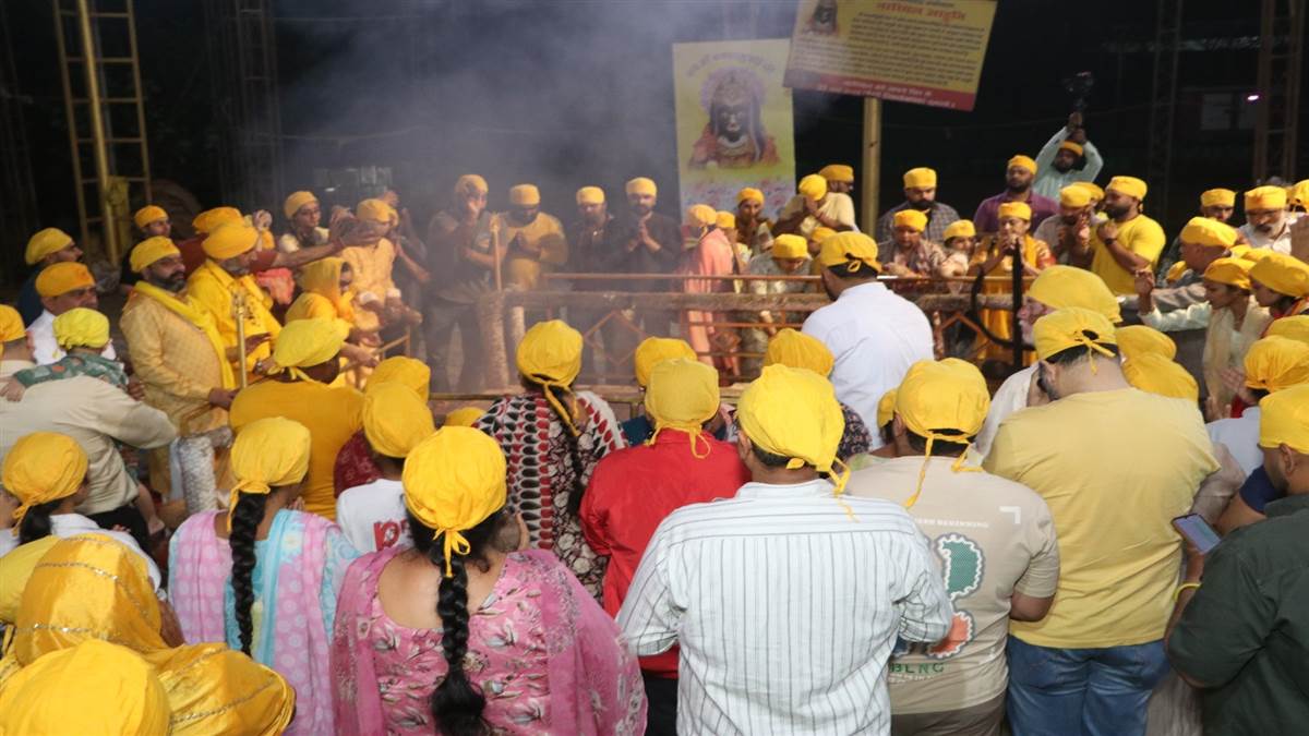ਹਰ ਧੀ ’ਚ ਮਾਂ ਆਦਿ ਸ਼ਕਤੀ ਦਾ ਉਜਵਲ ਰੂਪ ਮੌਜੂਦ : ਮਹੰਤ ਪ੍ਰਵੀਨ ਚੌਧਰੀ