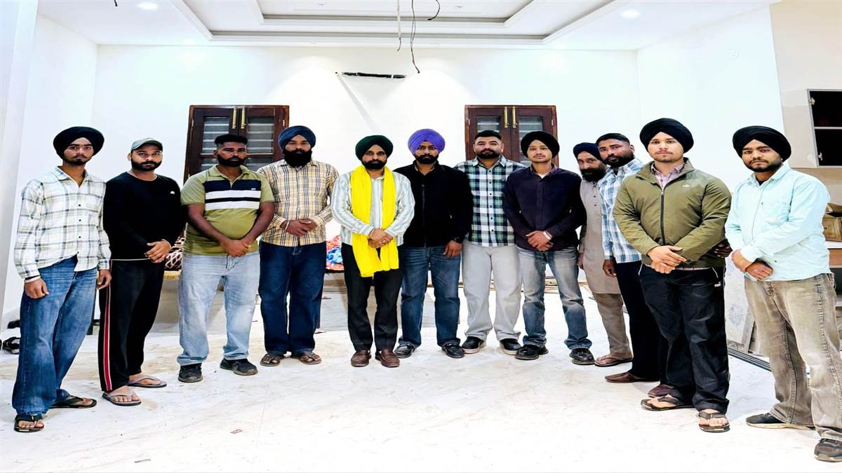 ਭੁਪਿੰਦਰ ਸਿੰਘ ਭਿੰਦਾ ਦਾ ਪਿੰਡ ਦੇ ਨੌਜਵਾਨਾਂ ਵੱਲੋਂ ਸਨਮਾਨ