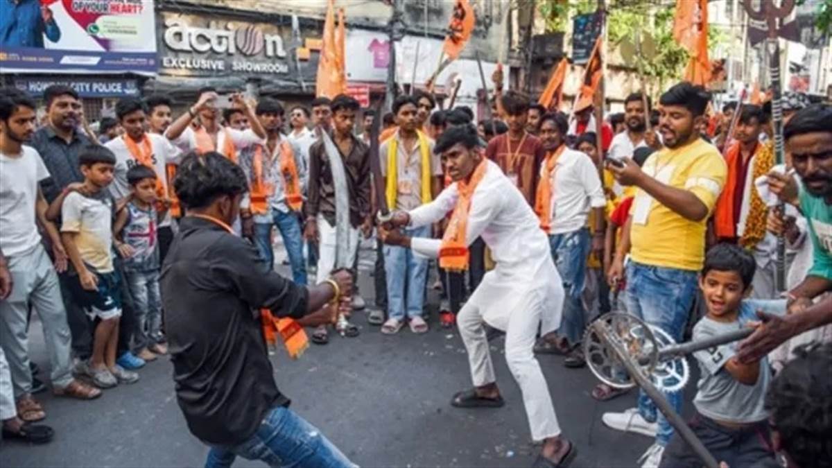 ਰਾਮ ਨੌਮੀ ਜਲੂਸ 'ਤੇ ਪੱਥਰਬਾਜ਼ੀ ਤੋਂ ਬਾਅਦ ਬੰਗਾਲ 'ਚ ਹਿੰਸਾ ਭੜਕੀ ; ਕਈ ਜ਼ਖ਼ਮੀ