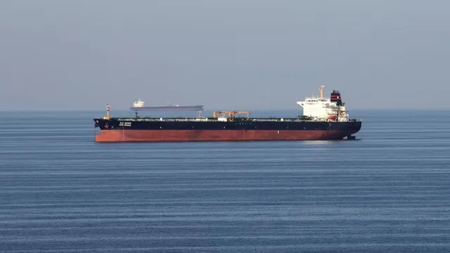 'ਕਿਸੇ ਵੀ ਜਹਾਜ਼ ਨੂੰ ਨਹੀਂ ਦਿਆਂਗੇ ਲੰਘਣ', ਈਰਾਨ ਦੇ IRGC ਨੇ ਬੰਦ ਕੀਤਾ 'ਹੋਰਮੁਜ਼ ਸਟ੍ਰੇਟ'; ਅਮਰੀਕਾ-ਇਜ਼ਰਾਈਲ ਨੂੰ ਦਿੱਤੀ ਸਿੱਧੀ ਚਿਤਾਵਨੀ