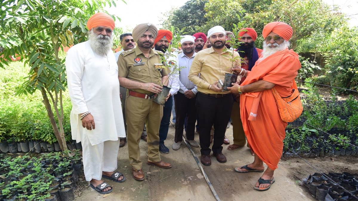 ਸ਼੍ਰੀਮਾਨ ਸੰਤ ਅਵਤਾਰ ਸਿੰਘ ਜੀ ਦੀ ਬਰਸੀਂ ਨੂੰ ਸਮਰਪਿਤ ਕਵੀ ਦਰਬਾਰ