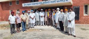 ਬਿਜਲੀ ਦੇ ਲੰਮੇ ਕੱਟਾਂ ਤੋਂ ਦੁਖੀ ਕਿਸਾਨਾਂ ਨੇ ਕੀਤੀ ਬਿੱਲ ਲਾਉਣ ਦੀ ਮੰਗ