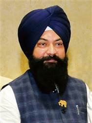 ਸਿਆਸੀ ਗਲਿਆਰਿਆਂ 'ਚ ਹਲਚਲ : ਜਸਵੀਰ ਗੜੀ ਦੀ ਨਿਯੁਕਤੀ ਮਗਰੋਂ ਚੇਅਰਮੈਨੀ ਛੱਡਣ ਦੀ ਚਰਚਾ ਤੇਜ਼, ਮਿਲ ਸਕਦੀ ਹੈ ਵੱਡੀ ਜ਼ਿੰਮੇਵਾਰੀ