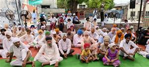ਨਗਰ ਕਾਲਾਬੂਲਾ ਵਾਸੀਆਂ ਨੇ ਸੁੱਖ-ਸ਼ਾਂਤੀ ਲਈ ਕੀਤੀ ਅਰਦਾਸ