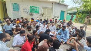 ਪੀੜਤ ਪਰਿਵਾਰ ਦਾ ਦੂਜੇ ਦਿਨ ਵੀ ਹਸਪਤਾਲ ਦੀ ਮੋਰਚਰੀ ਅੱਗੇ ਧਰਨਾ ਜਾਰੀ