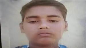 ਇਨਸਾਨੀਅਤ ਸ਼ਰਮਸਾਰ! ਢਿੱਡ 'ਚੋਂ ਬਾਹਰ ਨਿਕਲੀਆਂ ਅੰਤੜੀਆਂ, ਤੜਫਦੇ ਪੁੱਤ ਨੂੰ ਚੁੱਕ ਕੇ ਦੌੜਦਾ ਰਿਹਾ ਪਿਓ; ਲੋਕ ਬਣਾਉਂਦੇ ਰਹੇ ਵੀਡੀਓ