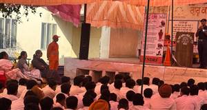 ਗੁਰੂ ਕਾਸ਼ੀ ਪਬਲਿਕ ਸਕੂਲ ਵਿਖੇ ਐੱਨਡੀਆਰਐੱਫ ਦੀ ਟੀਮ ਨੇ ਦਿੱਤੀ ਸੇਫਟੀ ਟ੍ਰੇਨਿੰਗ