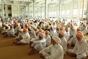 ਦਰਬਾਰ ਸੰਪ੍ਰਦਾਇ ਸੰਤ ਆਸ਼ਰਮ ਲੋਪੋਂ ਵਿਖੇ ਪੂਰਨਮਾਸ਼ੀ ਦਾ ਦਿਹਾੜਾ ਮਨਾਇਆ