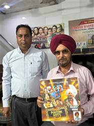ਪੈਰੀਟੋਨ ਮਿਊਜ਼ਿਕ ਦੇ ਮਾਲਕ ਨਿਰਮਲ ਨੇ ਲਾਇਬ੍ਰੇਰੀ ਦਾ ਕੀਤਾ ਦੌਰਾ