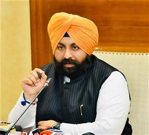 ਪੰਜਾਬ ਵਿਧਾਨ ਸਭਾ ਵੱਲੋਂ ਕੇਂਦਰ ਸਰਕਾਰ ਨੂੰ ਸ੍ਰੀ ਕਰਤਾਰਪੁਰ ਸਾਹਿਬ ਲਾਂਘਾ ਮੁੜ ਖੋਲ੍ਹਣ ਅਤੇ ਸਿੱਖ ਸੰਗਤ ਲਈ ਨਿਰਵਿਘਨ ਦਰਸ਼ਨਾਂ ਦੀ ਸਹੂਲਤ ਯਕੀਨੀ ਬਣਾਉਣ ਦੀ ਅਪੀਲ