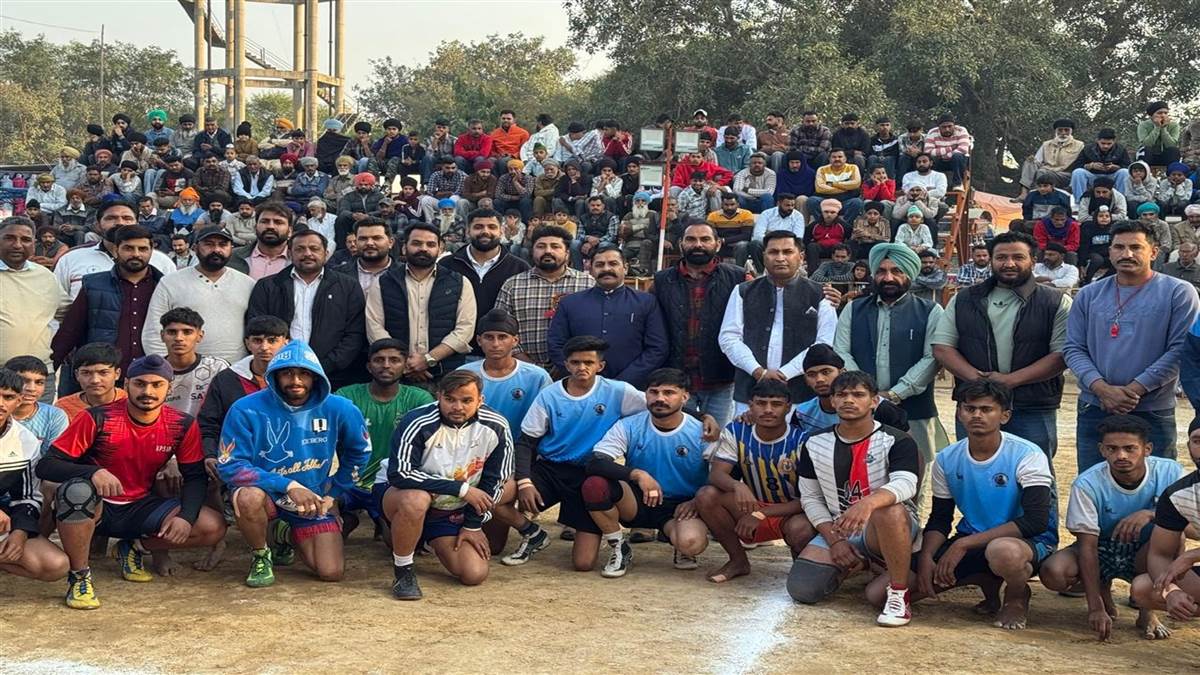 ਅੱਚਲਪੁਰ ਦੇ ਮੇਲੇ ਦੌਰਾਨ ਲੱਗੀਆਂ ਰੌਣਕਾਂ