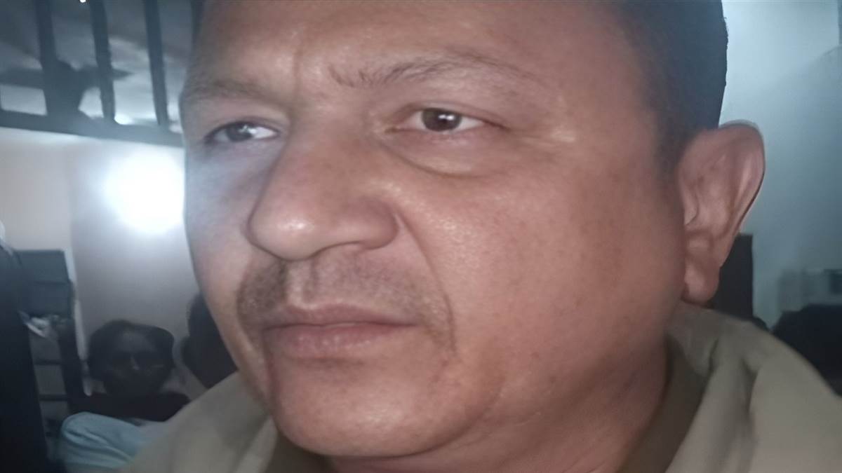 Jalandhar News : ਪੁਲਿਸ ਕਮਿਸ਼ਨਰ ਧਨਪ੍ਰੀਤ ਕੌਰ ਦਾ ਵੱਡਾ ਐਕਸ਼ਨ, ਡਿਊਟੀ 'ਚ ਲਾਪਰਵਾਹੀ ਵਰਤਣ ਵਾਲਾ ASI ਮੰਗਤ ਰਾਮ ਨੌਕਰੀ ਤੋਂ ਡਿਸਮਿਸ