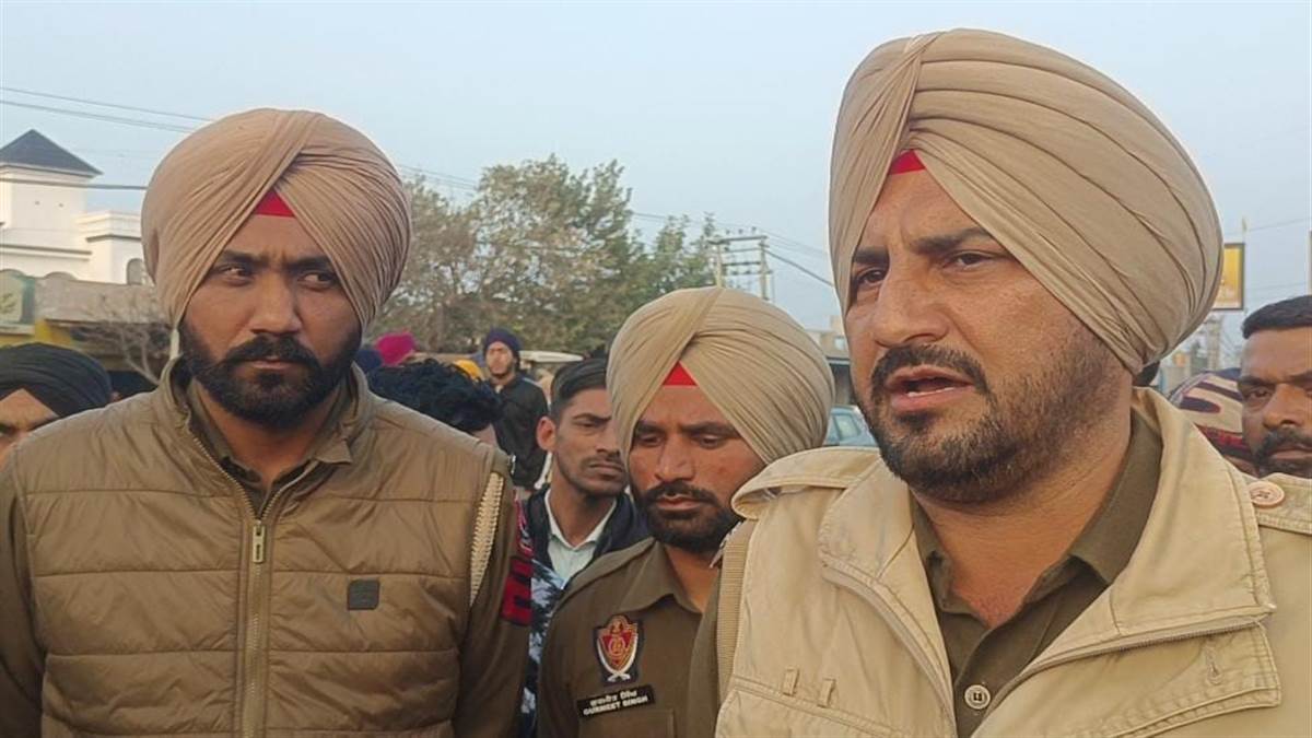 24 ਘੰਟਿਆਂ ਬਾਅਦ ਬਜ਼ੁਰਗ ਦੀ ਲਾਸ਼ ਹਾਈਵੇ ’ਤੇ ਰੱਖ ਕੇ ਕੀਤਾ ਰੋਸ ਪ੍ਰਦਰਸ਼ਨ