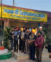 ਐਡਵੋਕੇਟ ਸਾਹਨੀ ਵੱਲੋਂ ਲਹਿਰਾਇਆ ਤਿਰੰਗਾ