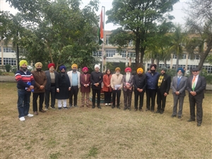 ਊਧਮ ਸਿੰਘ ਸ਼ਹੀਦ ਸਕਿੱਲ ਯੂਨੀਵਰਸਿਟੀ 'ਚ ਗਣਤੰਤਰ ਦਿਵਸ ਦੀ ਧੂਮ; ਫਾਊਂਡਰ ਚਾਂਸਲਰ ਡਾ. ਕੌੜਾ ਨੇ ਕਿਹਾ- ਸੰਵਿਧਾਨਿਕ ਸਿਧਾਂਤ ਹੀ ਦੇਸ਼ ਦੀ ਅਸਲ ਤਾਕਤ