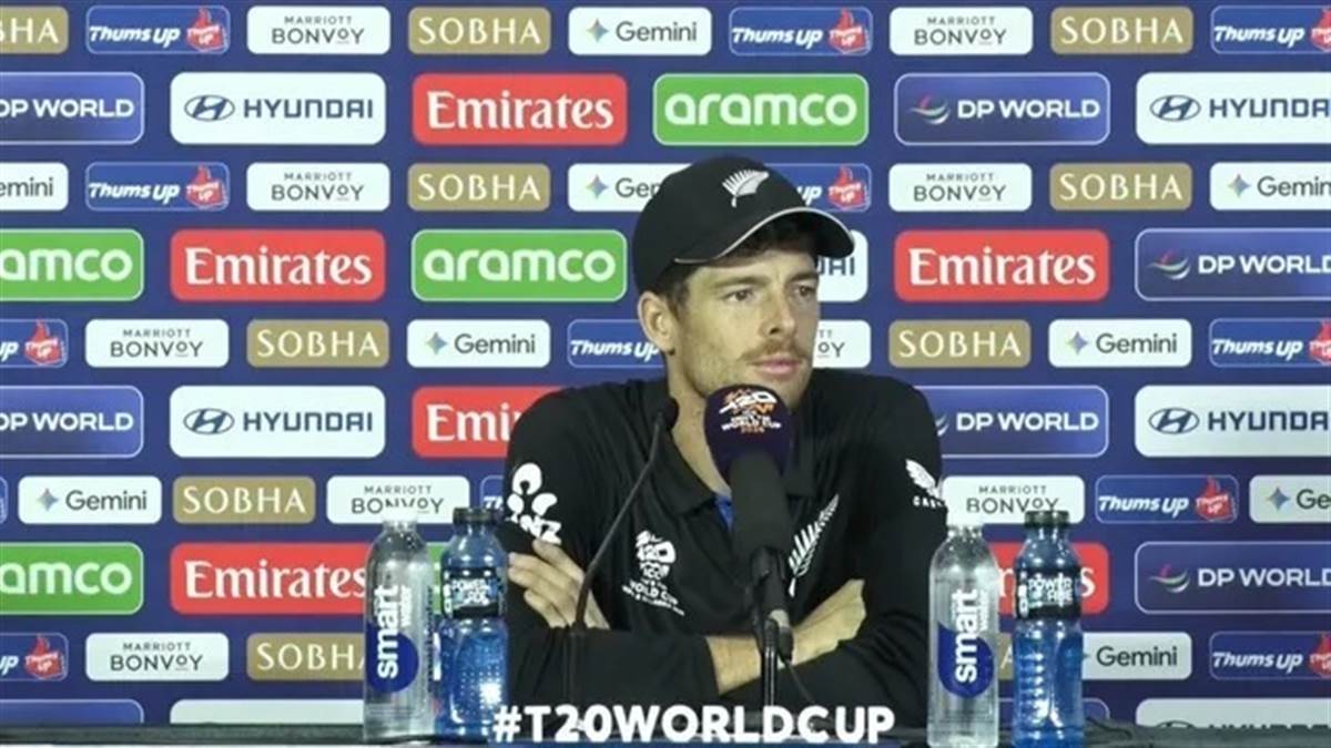 ਇੰਗਲੈਂਡ ਖ਼ਿਲਾਫ਼ ਹਾਰ ਤੋਂ ਬਾਅਦ ਨਿਊਜ਼ੀਲੈਂਡ ਦੇ ਕਪਤਾਨ ਮਿਸ਼ੇਲ ਸੈਂਟਨਰ ਚਿੰਤਾ ’ਚ, ਸੈਮੀਫਾਈਨਲ ਲਈ ਸ਼੍ਰੀਲੰਕਾ ਤੋਂ ਜਤਾਈ ਉਮੀਦ