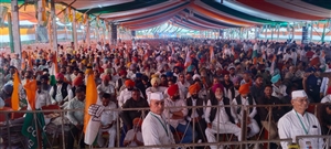 ਰਾਹੁਲ ਗਾਂਧੀ ਦਾ ਬਰਨਾਲਾ ਦੌਰਾ : ਸਜ ਚੁੱਕਿਆ ਹੈ ਸਟੇਜ, ਪਿੰਡਾਂ ਤੋਂ ਕਾਫ਼ਲੇ ਰਵਾਨਾ; ਵਿਰੋਧੀ ਧਿਰ ਦੇ ਨੇਤਾ ਦੇ ਸੰਬੋਧਨ 'ਤੇ ਸਭ ਦੀ ਨਜ਼ਰ