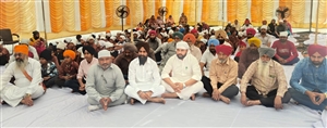 ਸ੍ਰੀ ਸੁਖਮਨੀ ਸਾਹਿਬ ਜੀ ਦੇ ਪਾਠ ਕਰਵਾਏ