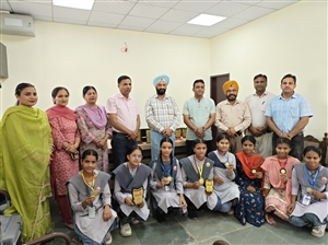 ਵਿਦਿਆਰਥੀਆਂ ਤੇ ਮਾਪਿਆਂ ਨੂੰ ਸਿੱਖਿਆ ਸਹੂਲਤਾਂ ਬਾਰੇ ਦੱਸਿਆ