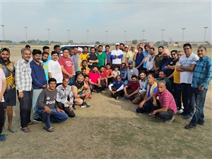 ਇੰਦਰਾ ਨਗਰੀ ਸਟੇਡੀਅਮ ਵਿਖੇ ਵਿਧਾਇਕ ਜਾਖੜ ਨੇ ਵਿੱਢੀ ਸਫ਼ਾਈ ਮੁਹਿੰਮ