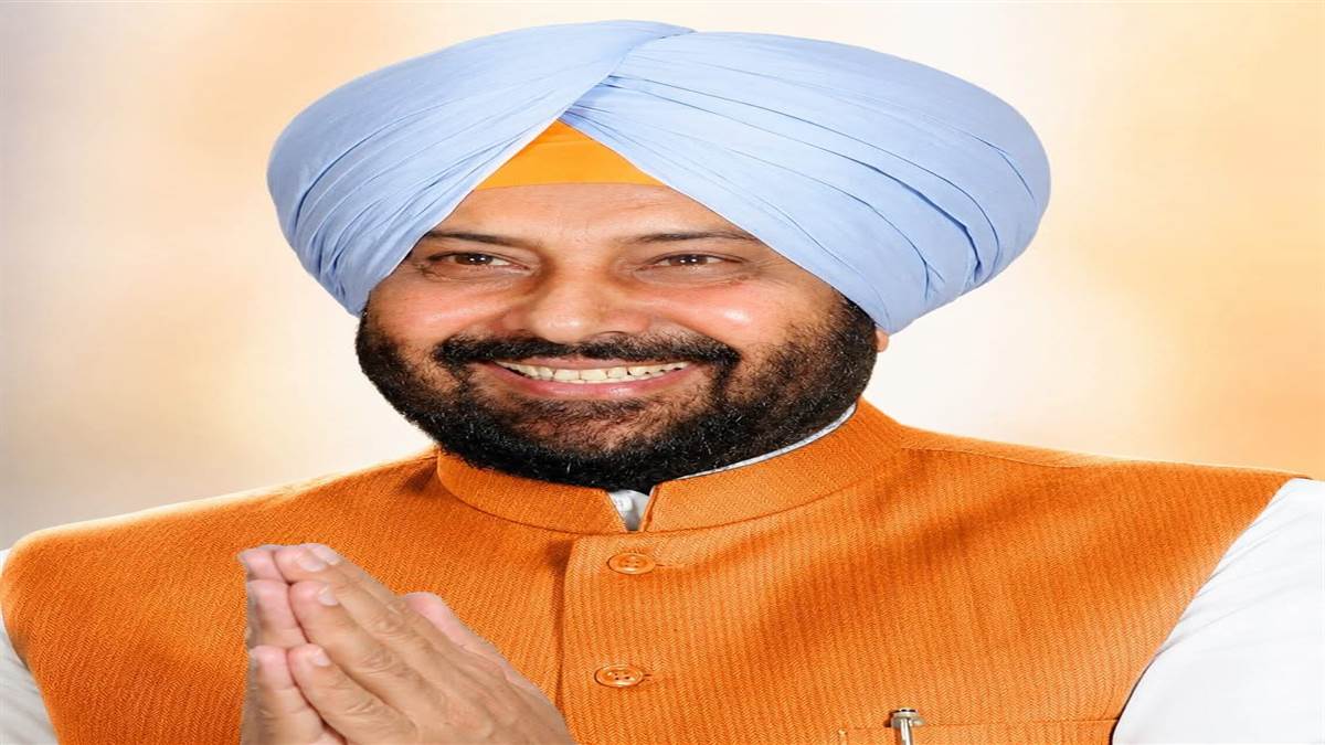ਕੇਵਲ ਸਿੰਘ ਢਿੱਲੋਂ ਦਾ ਕਾਂਗਰਸ ਤੋਂ ਭਾਜਪਾ ਤੱਕ ਦਾ ਸਫ਼ਰ;