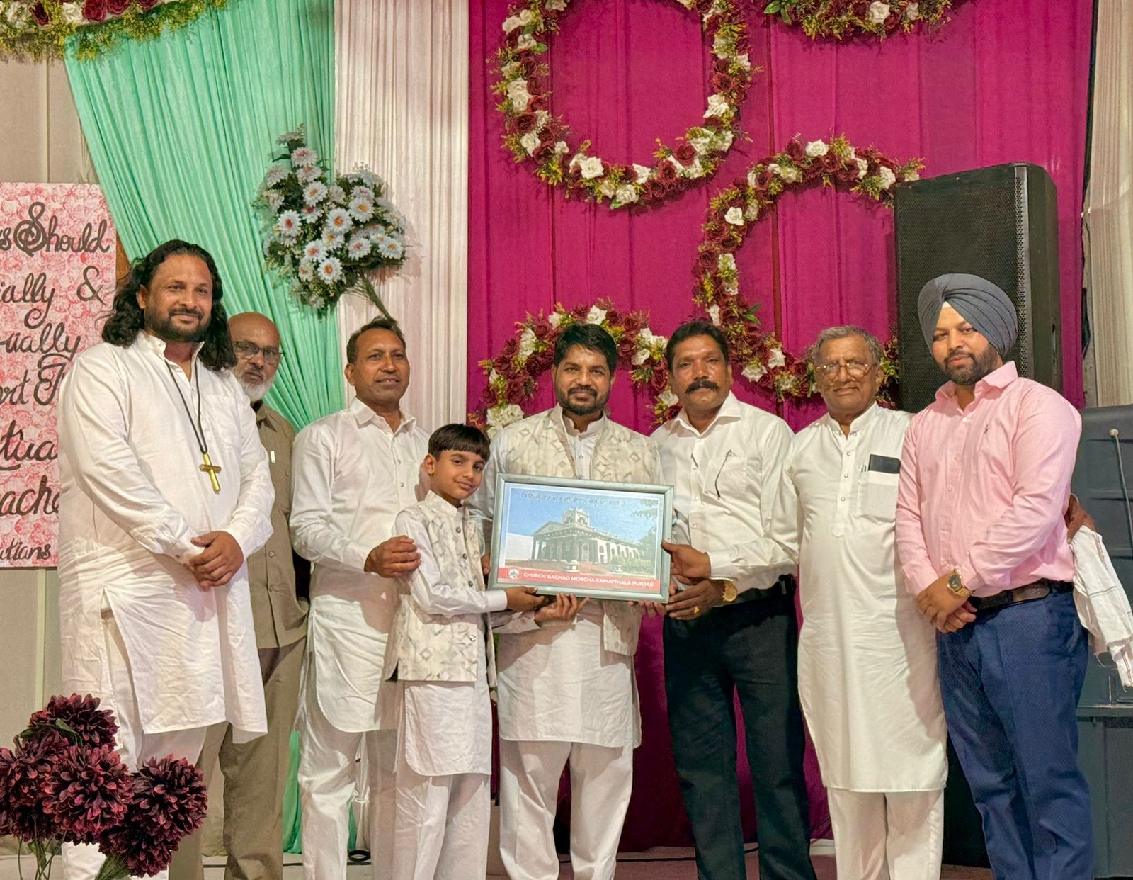 ਪਾਸਟਰਾਂ ਨੂੰ ਮਸੀਹ ‘ਸੇਵਾ ਰਤਨ ਐਵਾਰਡ’ ਨਾਲ ਕੀਤਾ ਸਨਮਾਨਿਤ