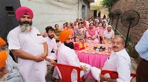 ਵਿਧਾਇਕ ਟੋਂਗ ਨੇ ਰਈਆ ਦੀ ਵਾਰਡ ਨੰਬਰ 8, 9 ਤੇ 10 'ਚ ਕੀਤੀ ਲੋਕ ਮਿਲਣੀ