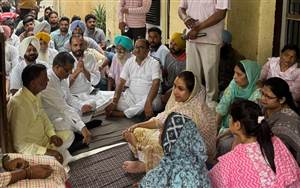 ਦਾਮਨ ਬਾਜਵਾ ਸਫ਼ਾਈ ਕਾਮਿਆਂ ਦੇ ਹੱਕ ’ਚ ਡਟੇ