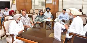 Punjab News : ਪੀਐੱਸਪੀਸੀਐੱਲ ਯੂਨੀਅਨਾਂ ਅਤੇ ਆਮ ਆਦਮੀ ਕਲੀਨਿਕਾਂ ਦੇ ਅਮਲੇ ਨੇ ਹੜਤਾਲ ਵਾਪਸ ਲਈ, ਵਿੱਤ ਮੰਤਰੀ ਹਰਪਾਲ ਚੀਮਾ ਦਾ ਦਾਅਵਾ