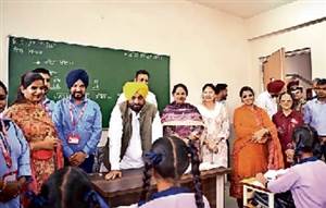 ...ਜਦੋਂ ਬੱਚਿਆਂ ਨੇ ਪੁੱਛੇ ਸਵਾਲ ਤਾਂ ਹੈਰਾਨ ਰਹਿ ਗਏ ਮੁੱਖ ਮੰਤਰੀ ਭਗਵੰਤ ਸਿੰਘ ਮਾਨ