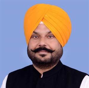 ਸਮਾਜ ਵਿਚ ਹਰ ਔਰਤ ਦੀ ਰੱਖਿਆ ਕਰਨਾ ਸਾਡਾ ਮੁੱਢਲਾ ਫਰਜ਼ : ਐਡਵੋਕੇਟ ਨਵਦੀਪ