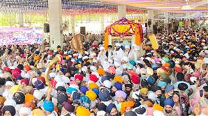 ਨਗਰ ਕੀਰਤਨ ਦੇ ਦਰਸ਼ਨ-ਏ-ਦੀਦਾਰ ਲਈ ਨਾਨਕਸਰ ਉਮੜੀ ਸੰਗਤ