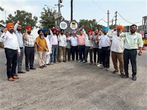 ਮੁੱਖ ਮੰਤਰੀ ਦੇ ਤਾਨਾਸ਼ਾਹੀ ਪੱਤਰ ਤੇ ਟਵੀਟ ਦੀਆਂ ਫੂਕੀਆਂ ਕਾਪੀਆਂ